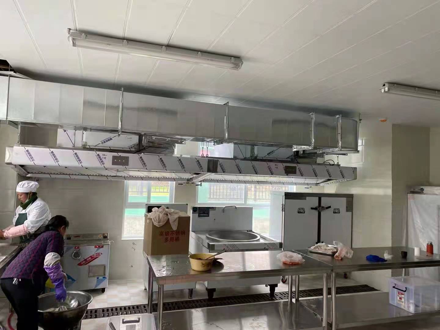 學校食堂TIKTOK色情版下载設備