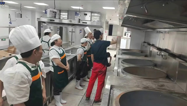 食堂TIKTOK色情版下载設備